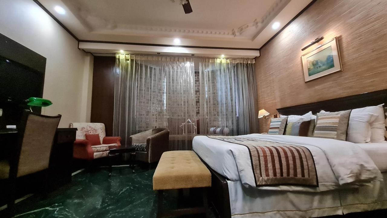 Hotel Diplomat Residency New Delhi Luaran gambar
