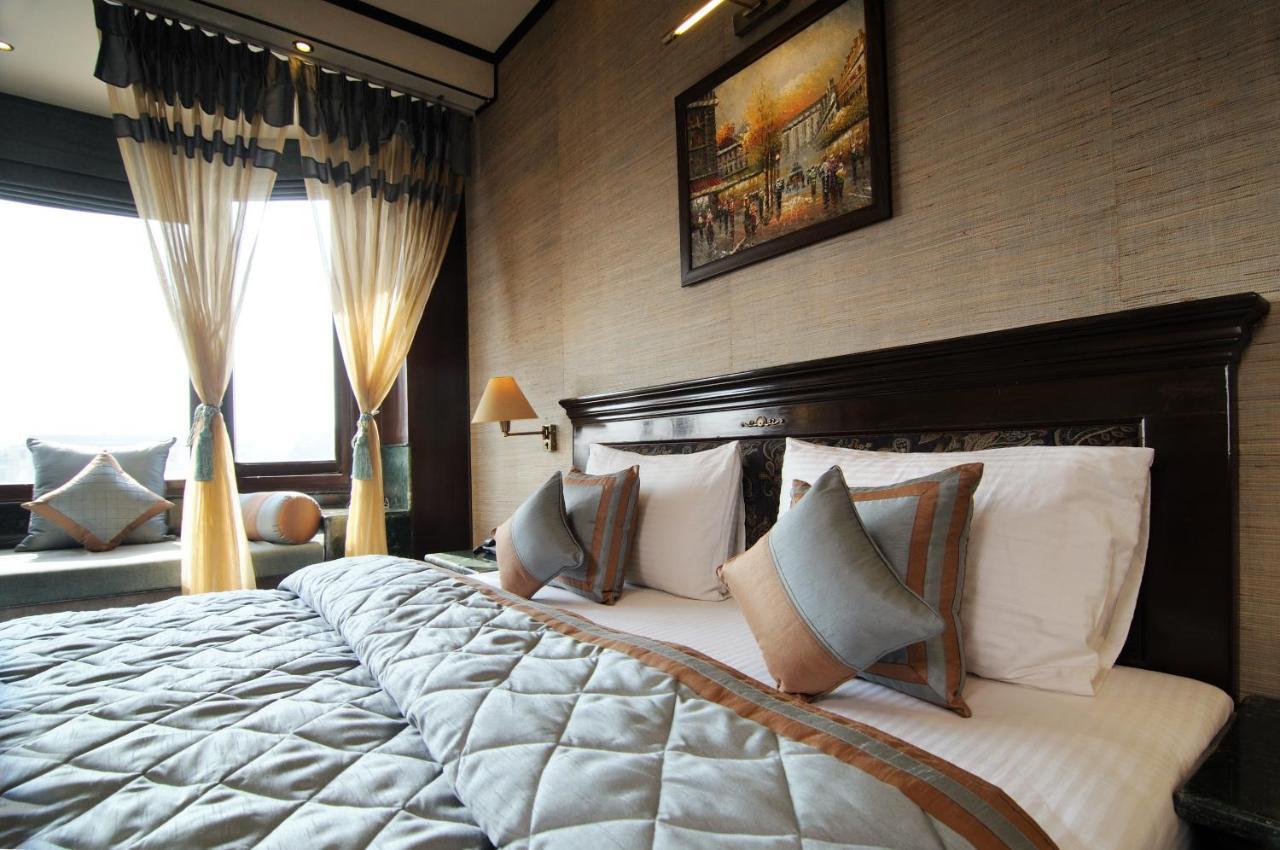 Hotel Diplomat Residency New Delhi Luaran gambar