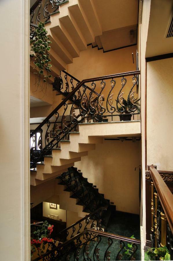 Hotel Diplomat Residency New Delhi Luaran gambar